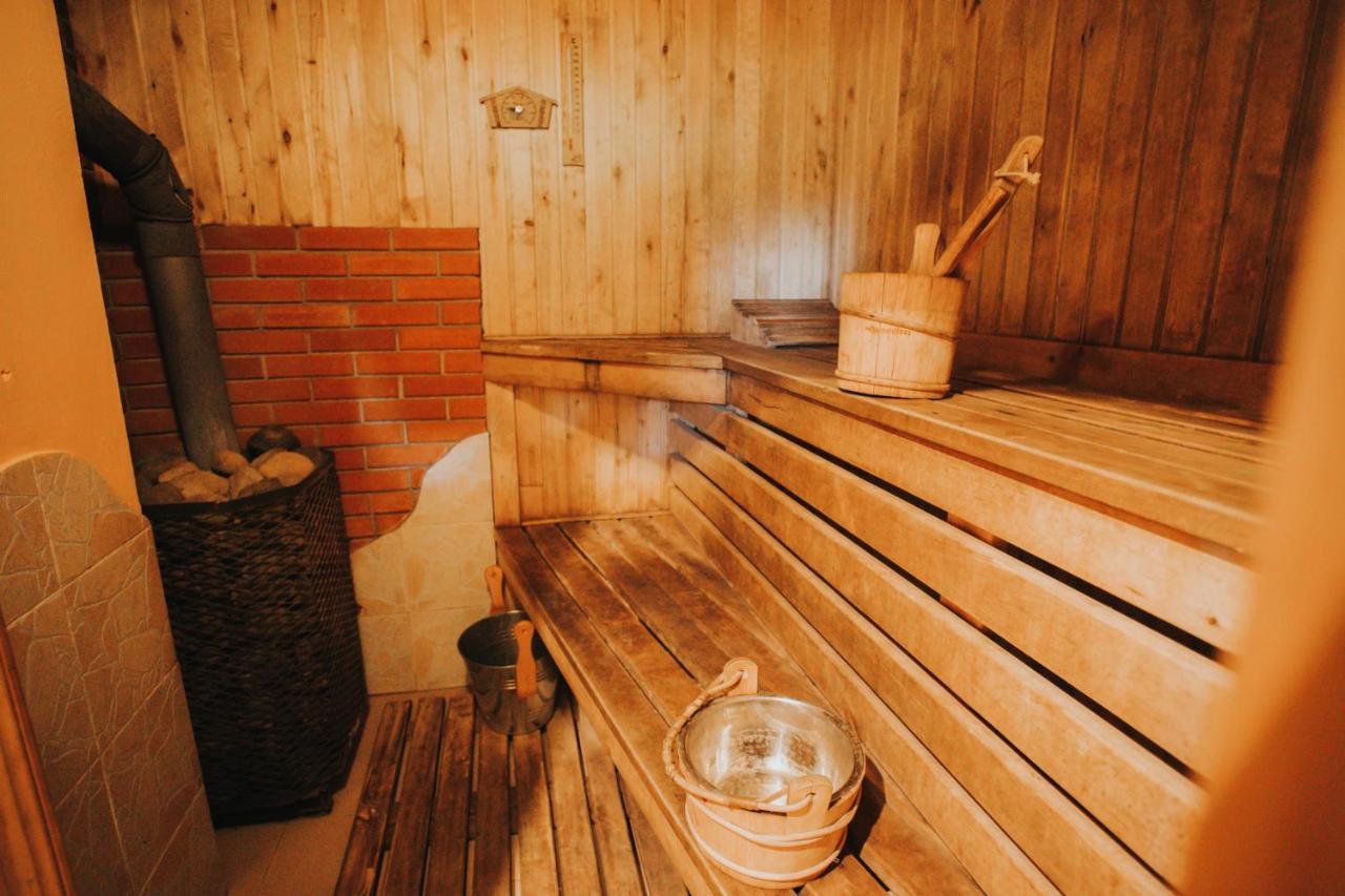 Brivdienu Maja Ar Pirti "Strautkalni" Ieriki Exterior foto